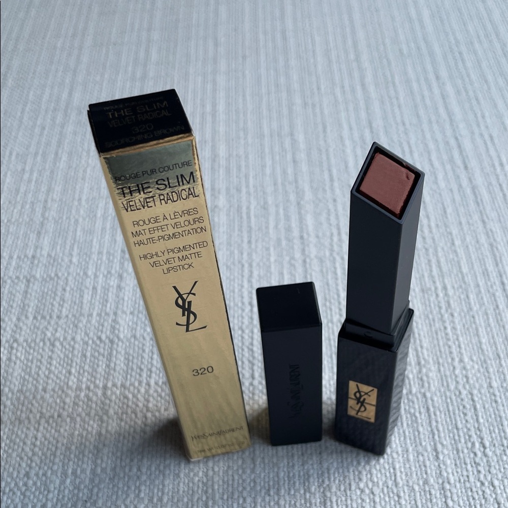 Yves Saint Laurent Slim Velvet Radical Lipstick - 320 scorching brown - Picture 12 of 12